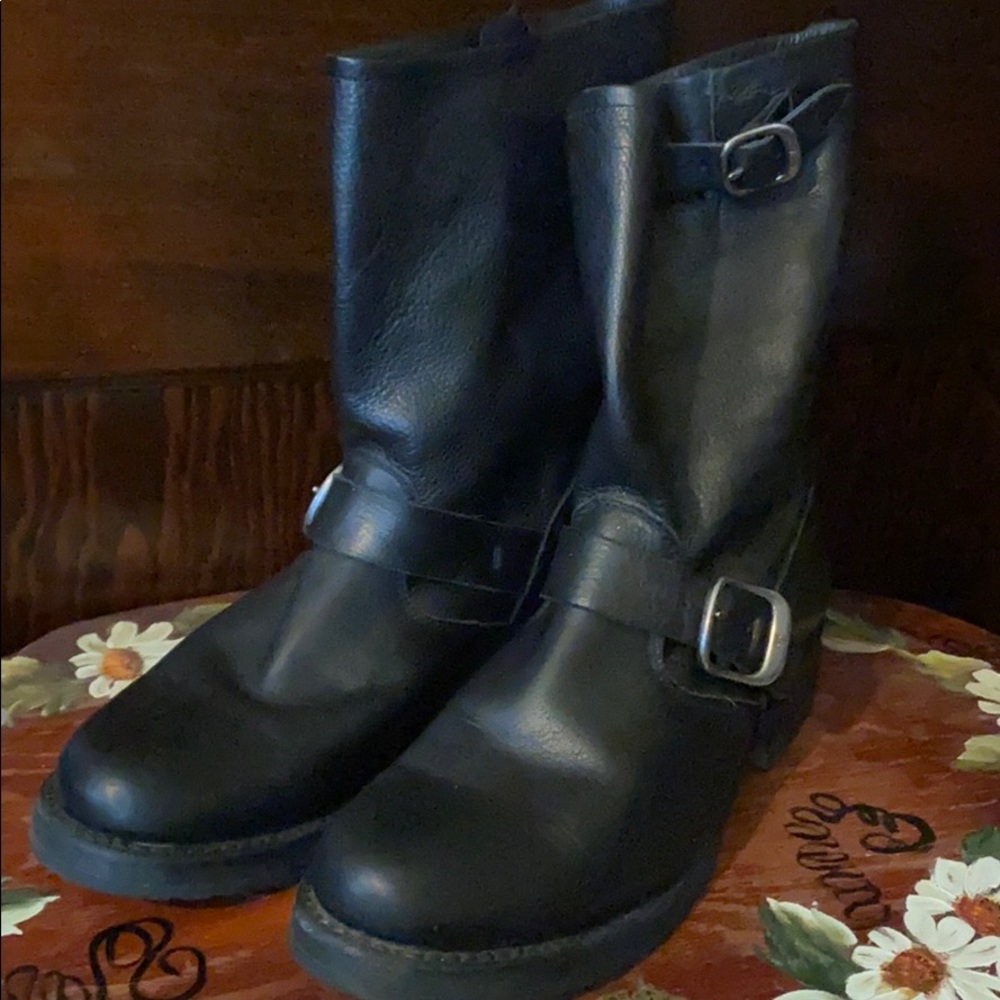 Frye Engineer Boots Size 8